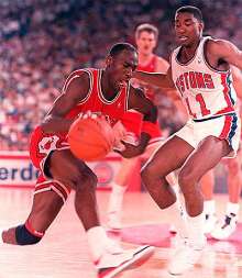 Michael Jordan vs  Isiah Thomas